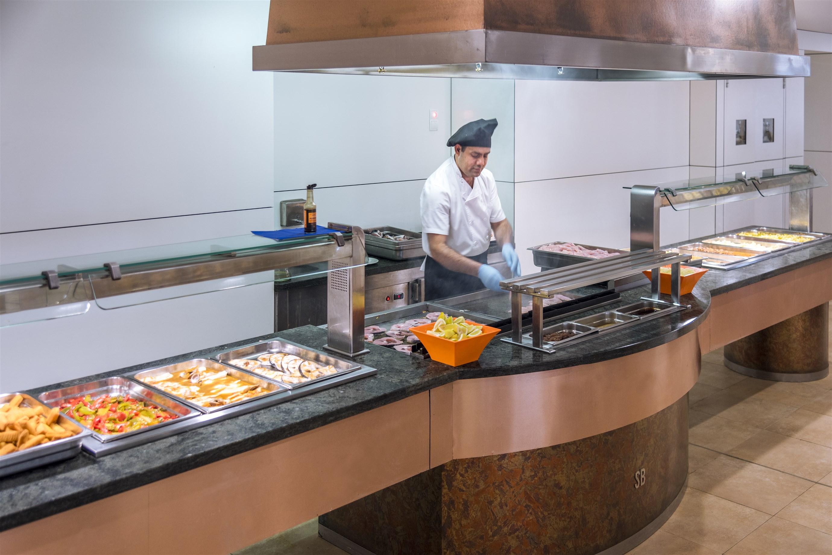 4r Miramar Hotel