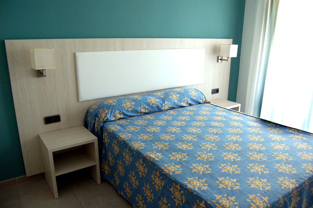4r Miramar Hotel 3*