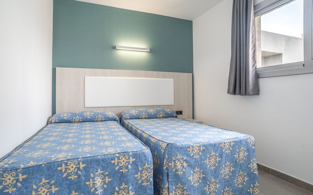 4r Miramar Hotel